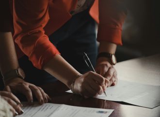 Per una storia della contrattazione collettiva in Italia/281 – Premio di risultato e welfare per il gruppo Poste: consolidamento di un impianto
