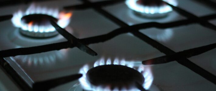 Per una storia della contrattazione collettiva in Italia/296 – Le novità del CCNL Gas-Acqua: inquadramento, orario di lavoro e periodi di astensione