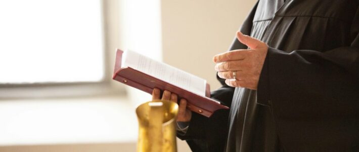 Cambiare contratto collettivo durante le trattative per il rinnovo: il Tribunale di Trani conferma il suo orientamento