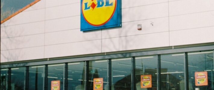 Per una storia della contrattazione collettiva in Italia/312 – Lidl rinnova l’accordo integrativo: al centro nuova organizzazione oraria e benessere della persona