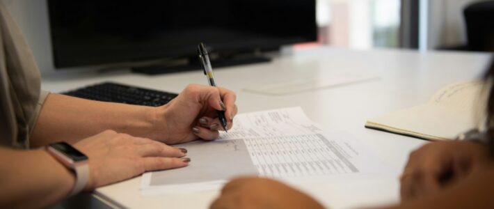 Rappresentanza contrattuale: non un mercato da conquistare (con accordi al ribasso) ma uno spazio dell’azione pubblica riservato (dalla Costituzione) a chi ha una forza collettiva reale